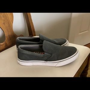 Eddie Bauer Slip on grey canvas sneakers
